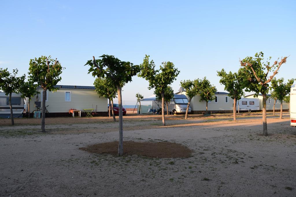 Camping El Pinar Platja Santa Susana Exterior foto