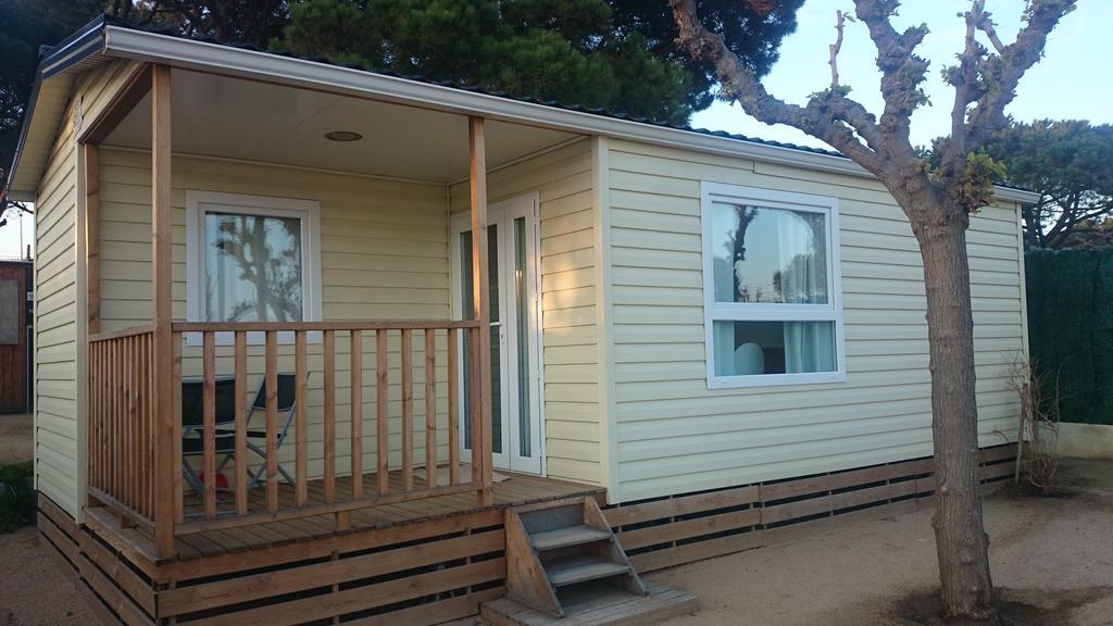 Camping El Pinar Platja Santa Susana Exterior foto